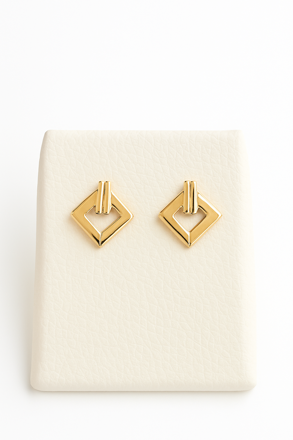 Aretes cuadrados