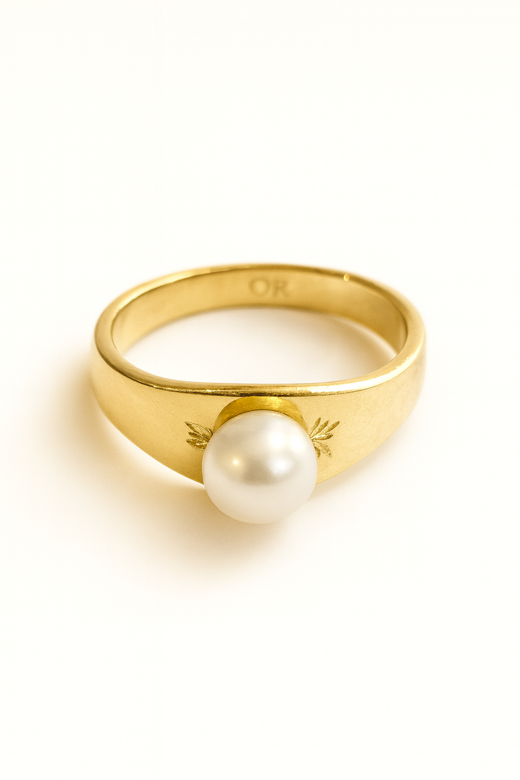 Anillo con Perla Cultivada Mikimoto