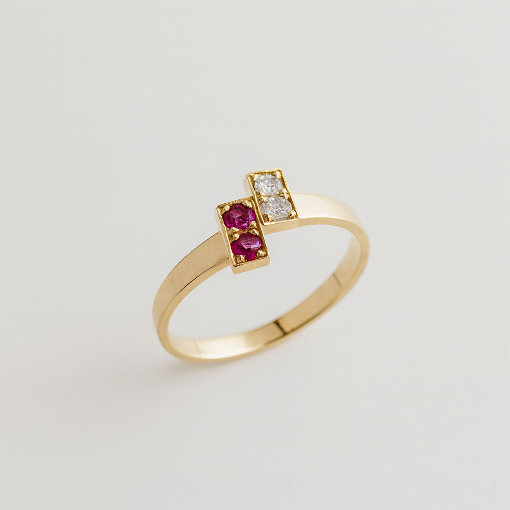 Anillo con Rubíes y Circones