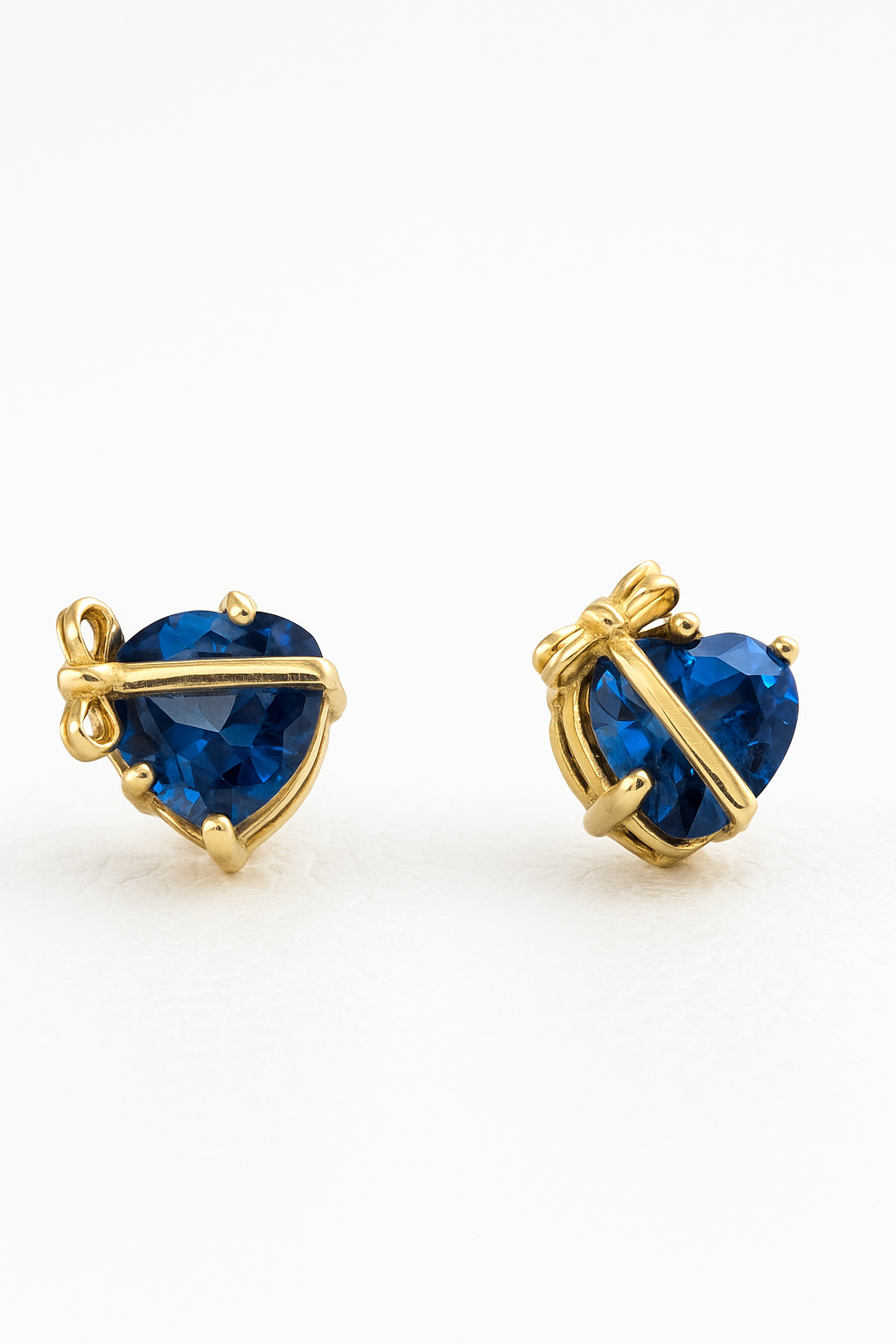 Aretes con topacio imperial azul
