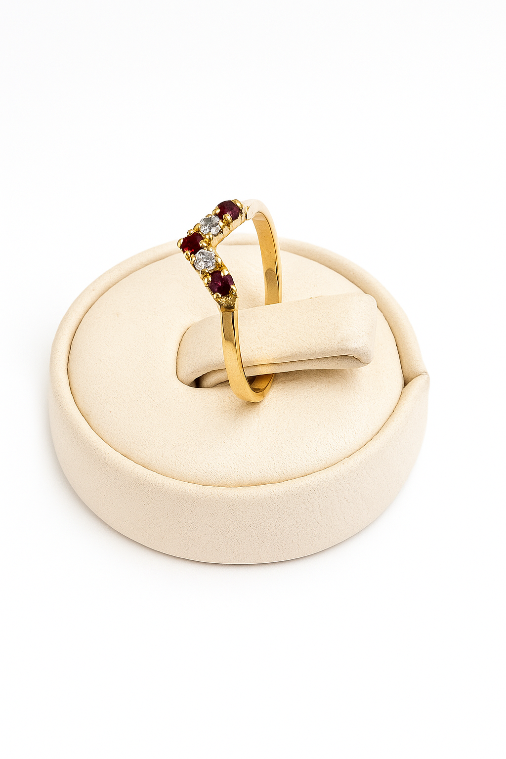 Anillo con Rubíes y Circones