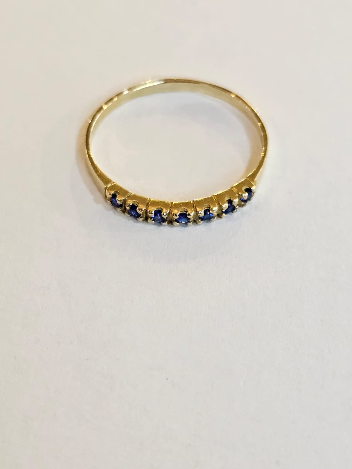 Anillo con Zafiros azules